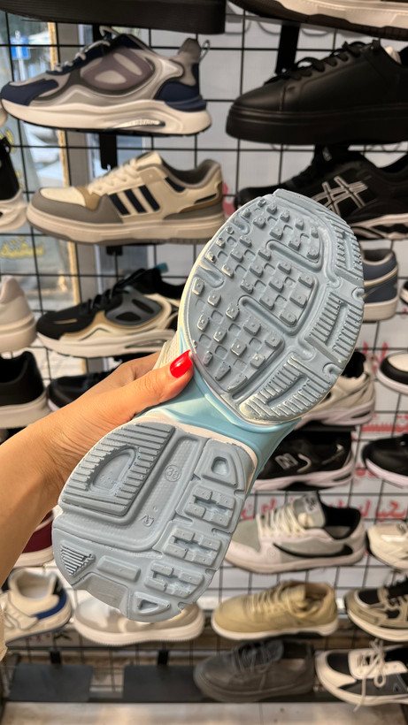 کفش و کتانی نایک مدل v2k run رنگ سفید وآبی پاستیلی