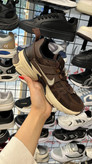 کفش و کتانی مردانه وی تو کی نایک v2k run nike