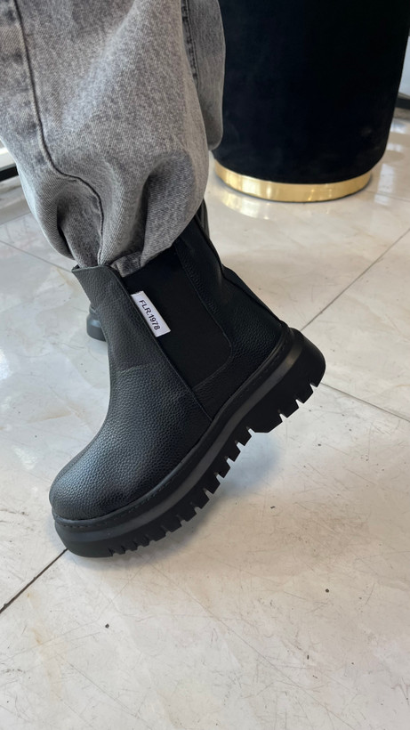 نیم بوت زنانه و دخترانه برند زارا ZARA