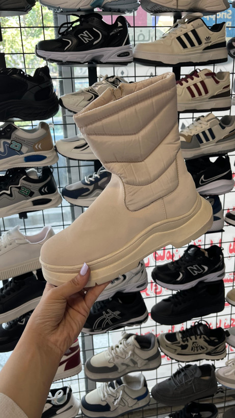 نیم بوت زنانه برند زارا رنگ کرمی ZARA